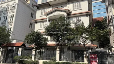 Cho thuê BT Vườn Đào 50 triệu, 165m2, 6PN 4WC view đẹp tại Tây Hồ, Hà Nội