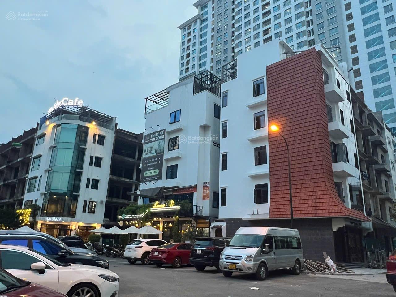 Cho thuê liền kề kinh doanh xây 5 tầng 1 tum. Diện tích sàn hơn 100m2/sàn