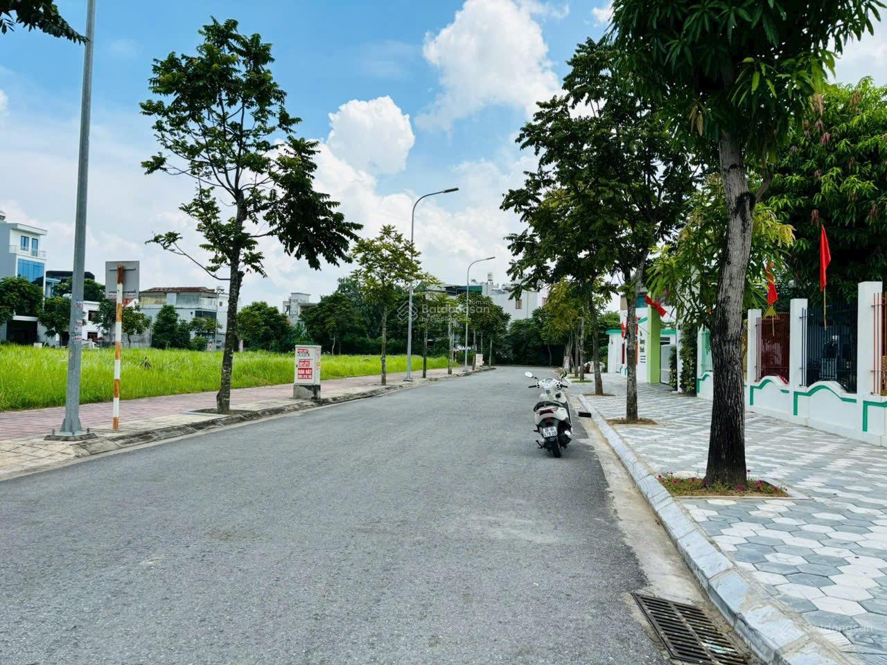 Bán lô đất thuộc khu C khu đô thị Vũ Phúc Thái Bình, đối diện trường mầm non khu