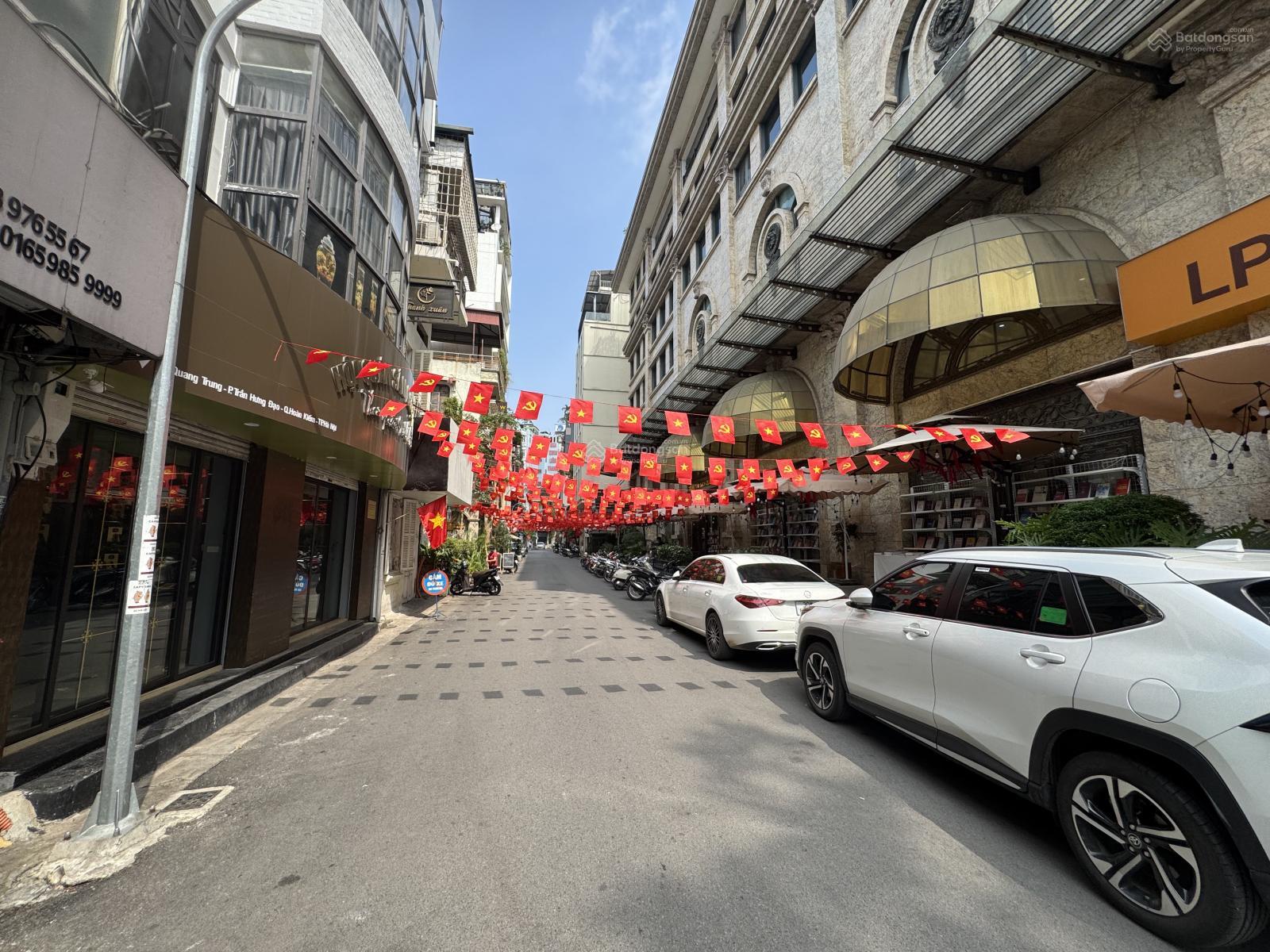 (Chính chủ)bán nhà tại Phố Hạ Hồi, 120m2 8 tầng thang máy quận Hoàn Kiếm, giá 62 tỷ (Chính chủ)bán nhà tại Phố Hạ Hồi, 120m2 8 tầng thang máy quận Hoàn Kiếm, giá 62 tỷ