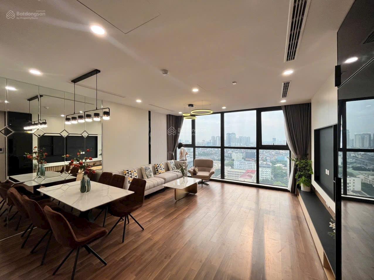 Chính chủ gửi bán căn góc 3 Phòng ngủ trục Hoa Hậu đẹp nhất FLC Cầu Giấy giá cực tốt