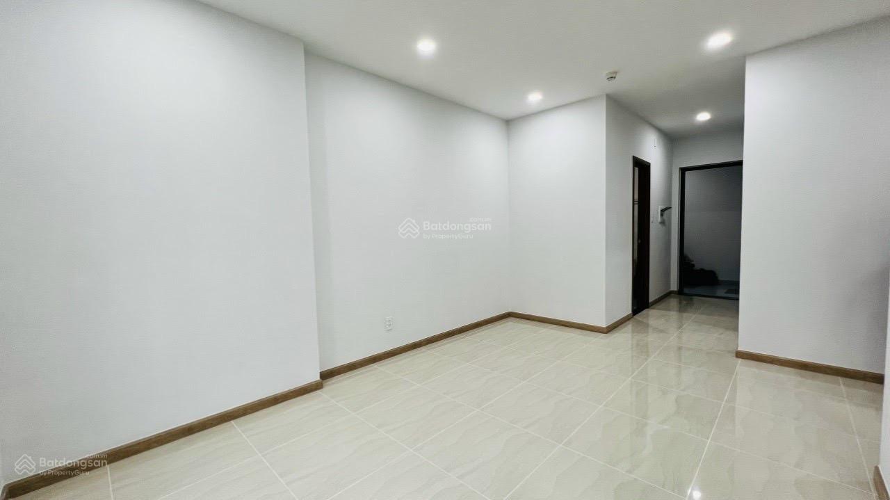 Bán căn hộ mới 100% Bcons Garden giá 1,65 tỷ, 57m2, 2 phòng ngủ + 2 toilet, LH 0899 525 *** (24/7)