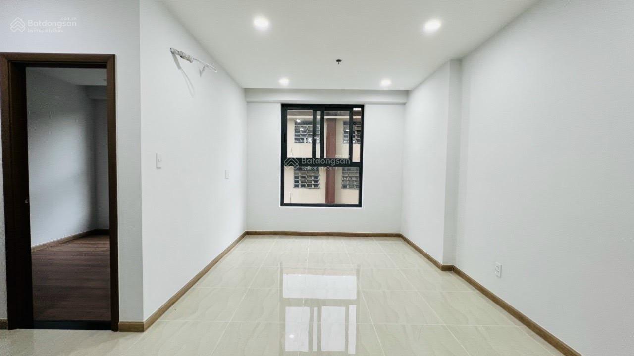 Bán căn hộ mới 100% Bcons Garden giá 1,65 tỷ, 57m2, 2 phòng ngủ + 2 toilet, LH 0899 525 *** (24/7)