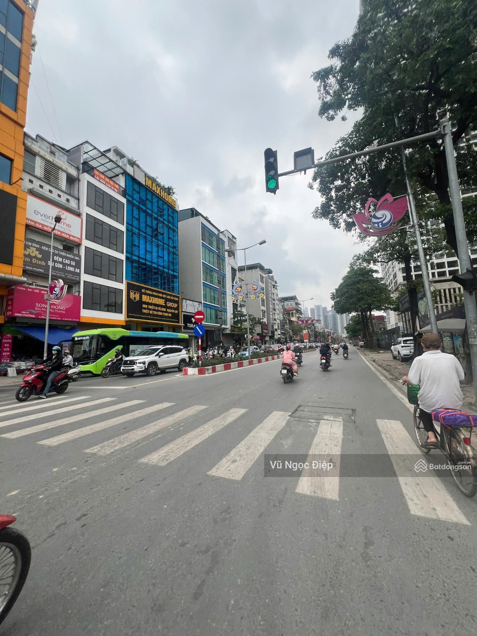 HIẾM CÓ - BUILDING LÔ GÓC 3 THOÁNG MP VẠN PHÚC 220M2 MT 25M 8 TẦNG GIÁ 88 TỶ HIẾM CÓ - BUILDING LÔ GÓC 3 THOÁNG MP VẠN PHÚC 220M2 MT 25M 8 TẦNG GIÁ 88 TỶ