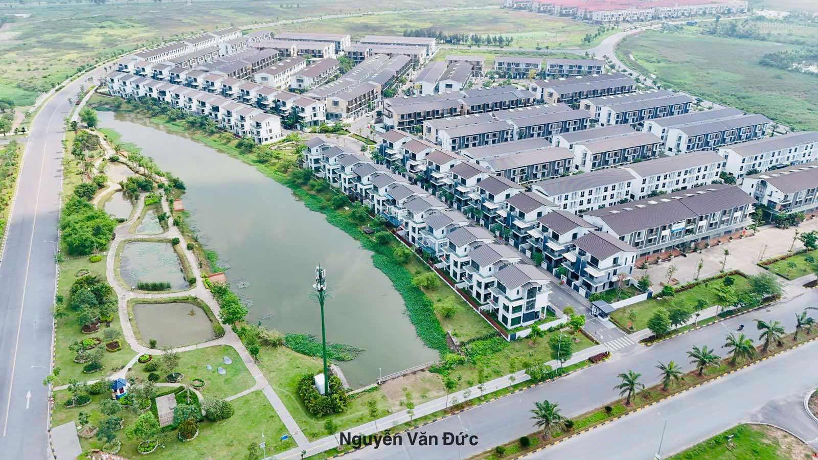 Biệt thự view sông đáng sống nhất Thủy Nguyên. Diện tích 205, 3 tầng ngay công viên Vsip giá 16,8tỷ