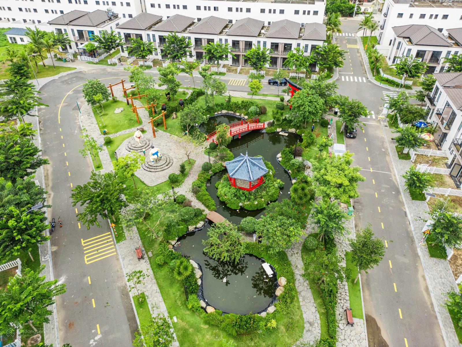 Nhà phố đẳng cấp chuẩn Nhật Bản trả trước 550 triệu Nhà phố đẳng cấp chuẩn Nhật Bản trả trước 550 triệu