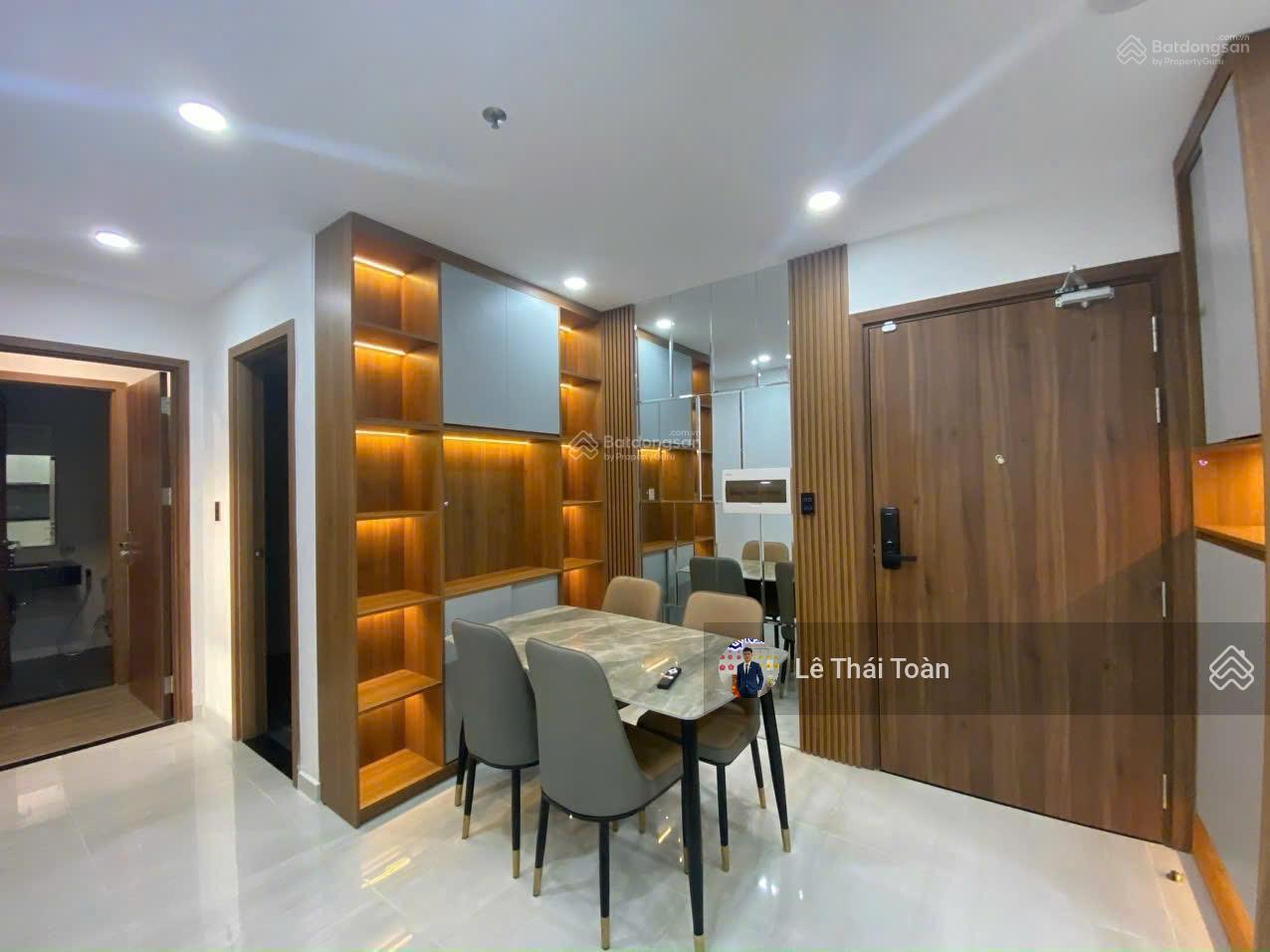 Một căn duy nhất 2PN 70m2 giá 2.550 tỷ tầng cao view đẹp . Bank hỗ trợ 70%