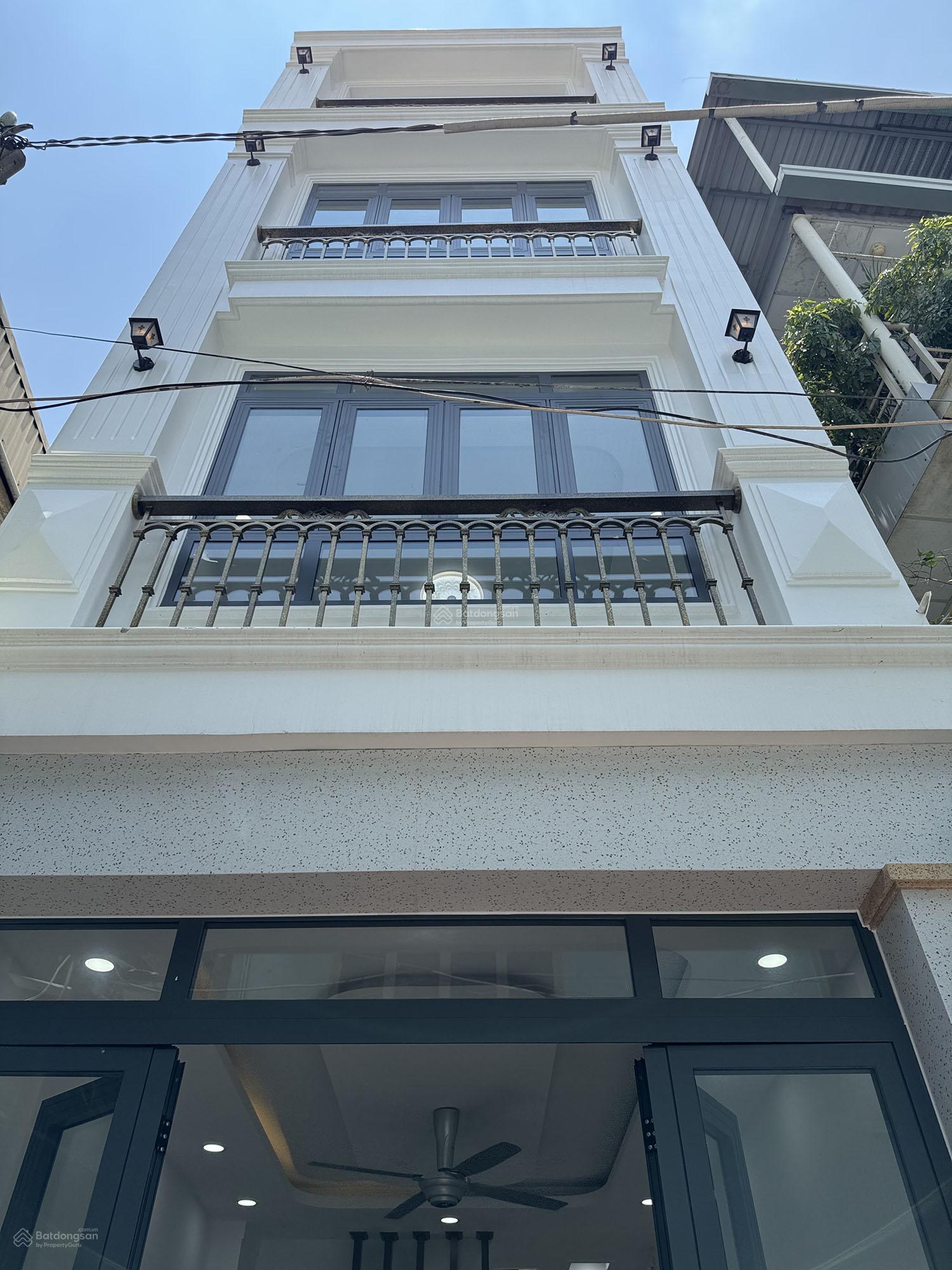 Nhà phố 3 lầu, mới 100% xe hơi đổ cách nhà 10m khu VIP Nguyễn Văn Đậu - Gần Phan Đăng Lưu