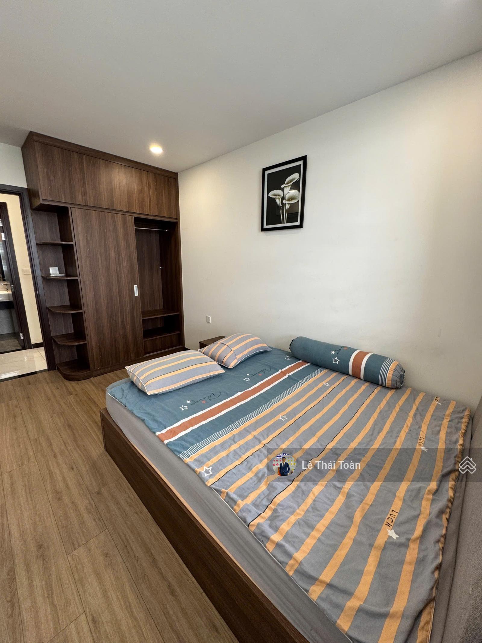 Chính chủ cho thuê căn 2PN 80m2 rẻ nhất C-SkyView full nội thất như hình. LH xem nhà: 0933 945 *** Chính chủ cho thuê căn 2PN 80m2 rẻ nhất C-SkyView full nội thất như hình. LH xem nhà: 0933 945 ***