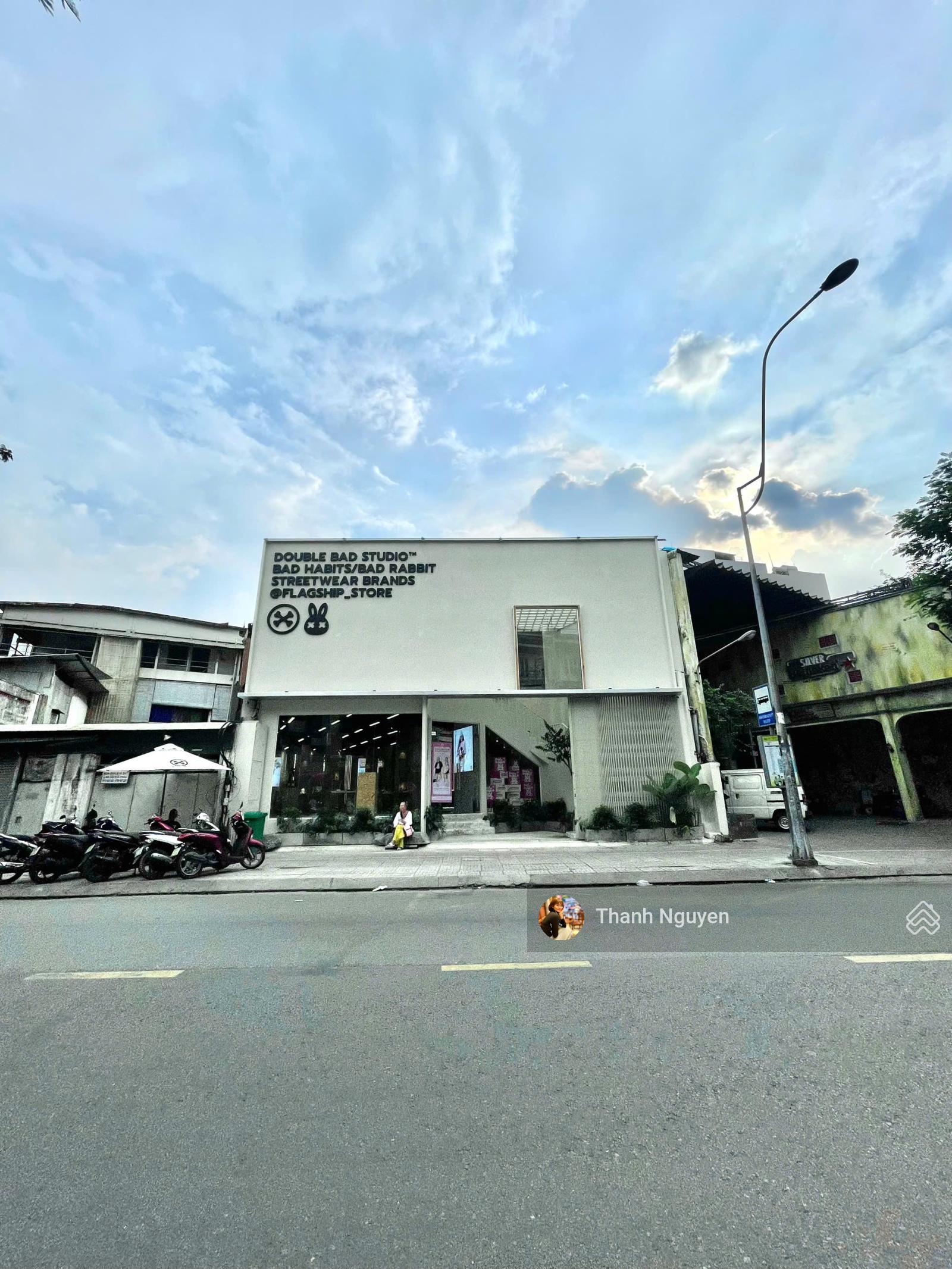 Vị trí rất đẹp - MT Lê Quang Định, Bình Thạnh - 10x45m - GPXD: Hầm 9 Tầng - giá 85 tỷ