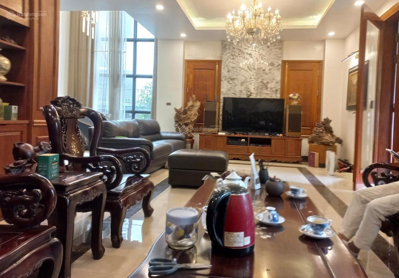 Bán biệt thự An Hưng - Hà Đông khu trung tâm sang trọng đẳng cấp, DT 300m2 giá 71 tỷ. LH 0962 797 ***