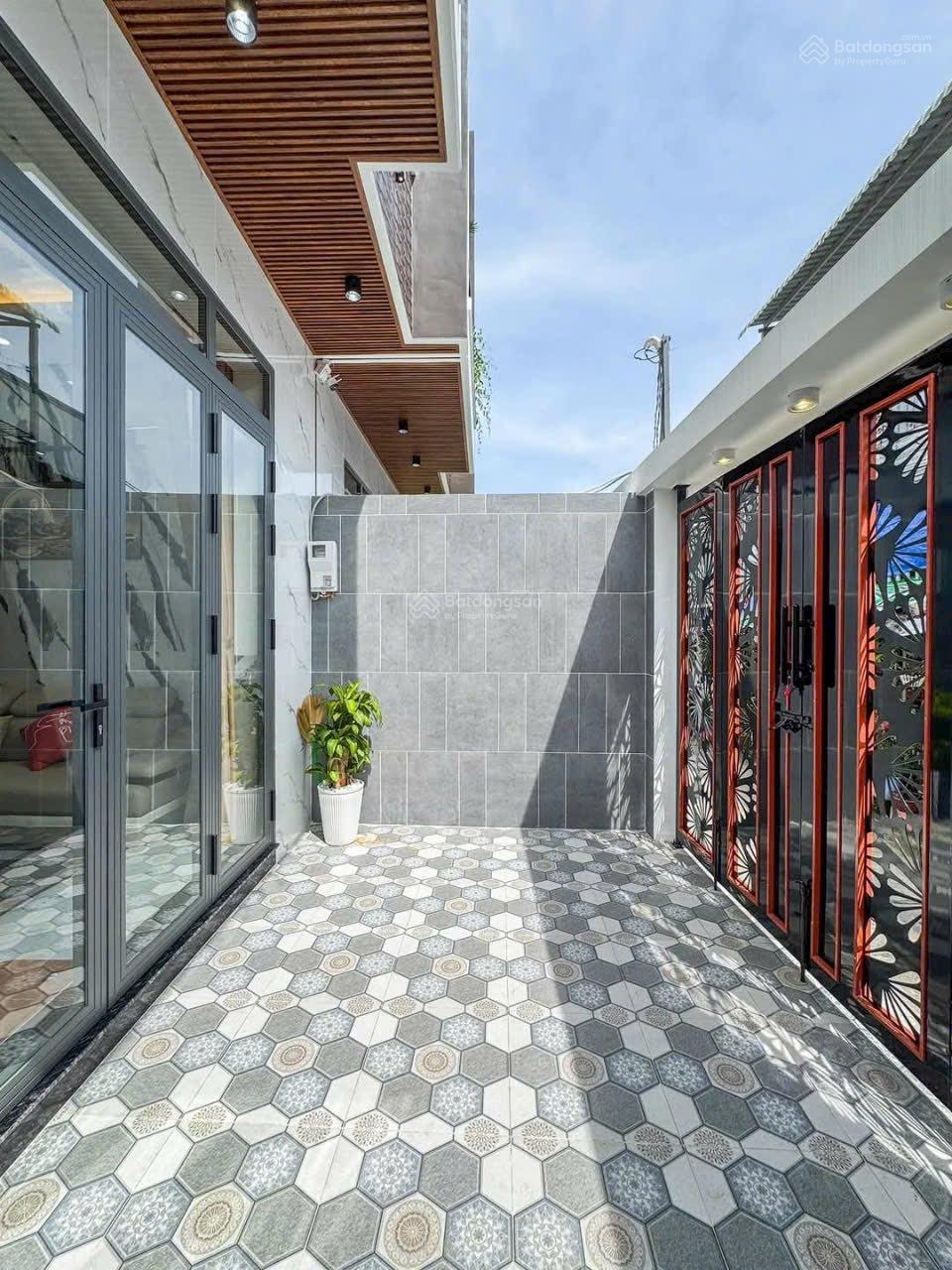 Siêu phẩm Nơ Trang Long 75m2 - nội thất cổ điển Ý gara ô tô chỉ 8.9 tỷ. P12 Bình Thạnh hẻm 6m