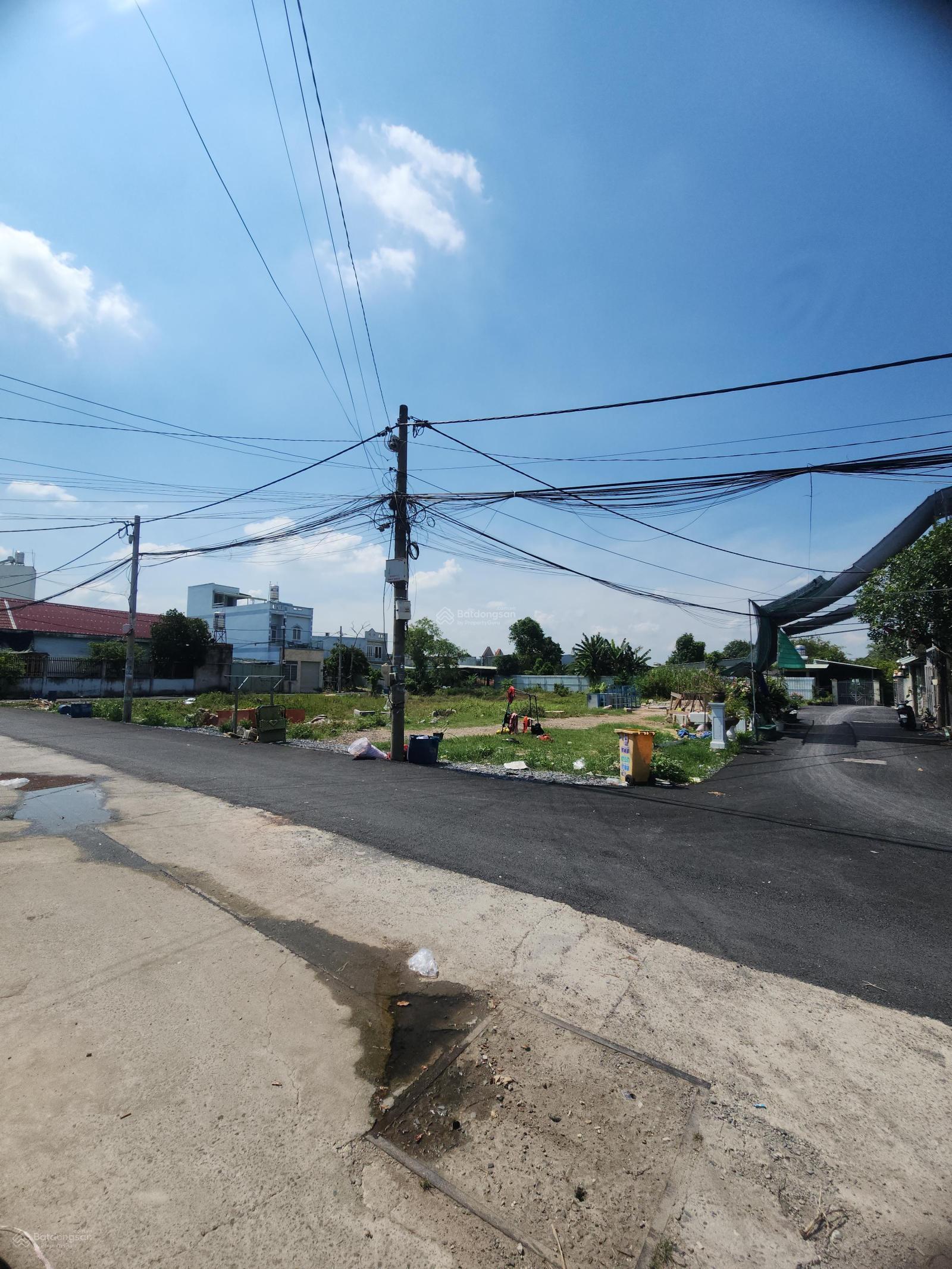 Bán nhanh lô đất thổ cư đường Trung Đông 7, Hóc Môn, diện tích 5m x 19m, giá 3,35 tỷ Bán nhanh lô đất thổ cư đường Trung Đông 7, Hóc Môn, diện tích 5m x 19m, giá 3,35 tỷ