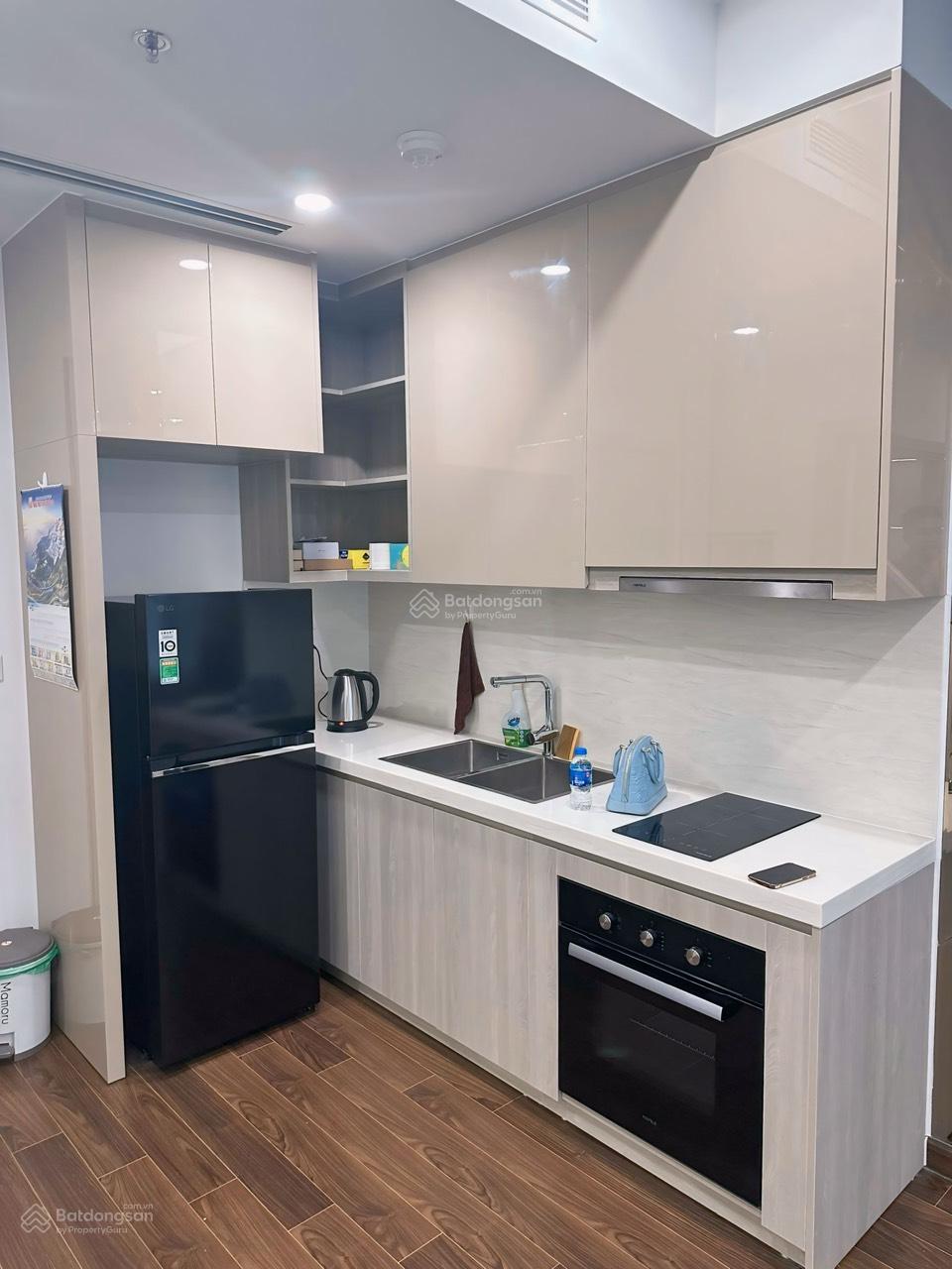 CC bán Masteri tòa D: 1PN + 46.5m2, 3.2 tỷ, full đồ đầu tư 250tr, sẵn sổ