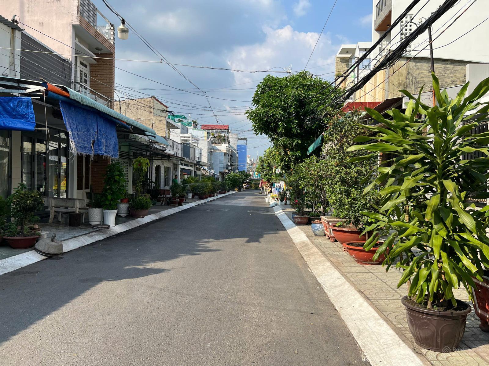 Bán đất hẻm 10m Lê Đức Thọ Gò Vấp. dt 4.2x24m ko lộ giới. vị trí kd buôn bán. Giá 7ti2