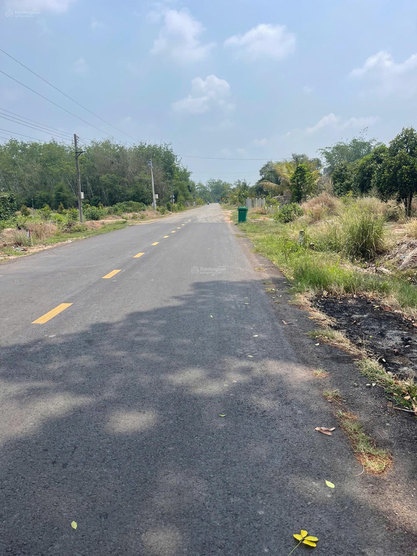 Chính chủ gửi em bán lô đất mặt tiền đường liên xã 26m, cạnh trường mầm non Minh Thạnh