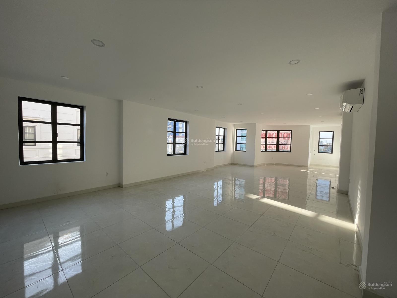 Cho thuê văn phòng Cityland Park Hill P10, Gò Vấp nguyên sàn 100m2 chỉ 10tr/tháng