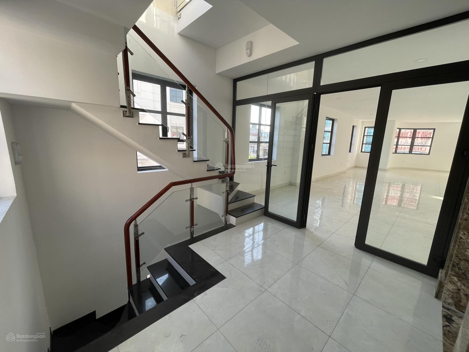 Cho thuê văn phòng Cityland Park Hill P10, Gò Vấp nguyên sàn 100m2 chỉ 10tr/tháng