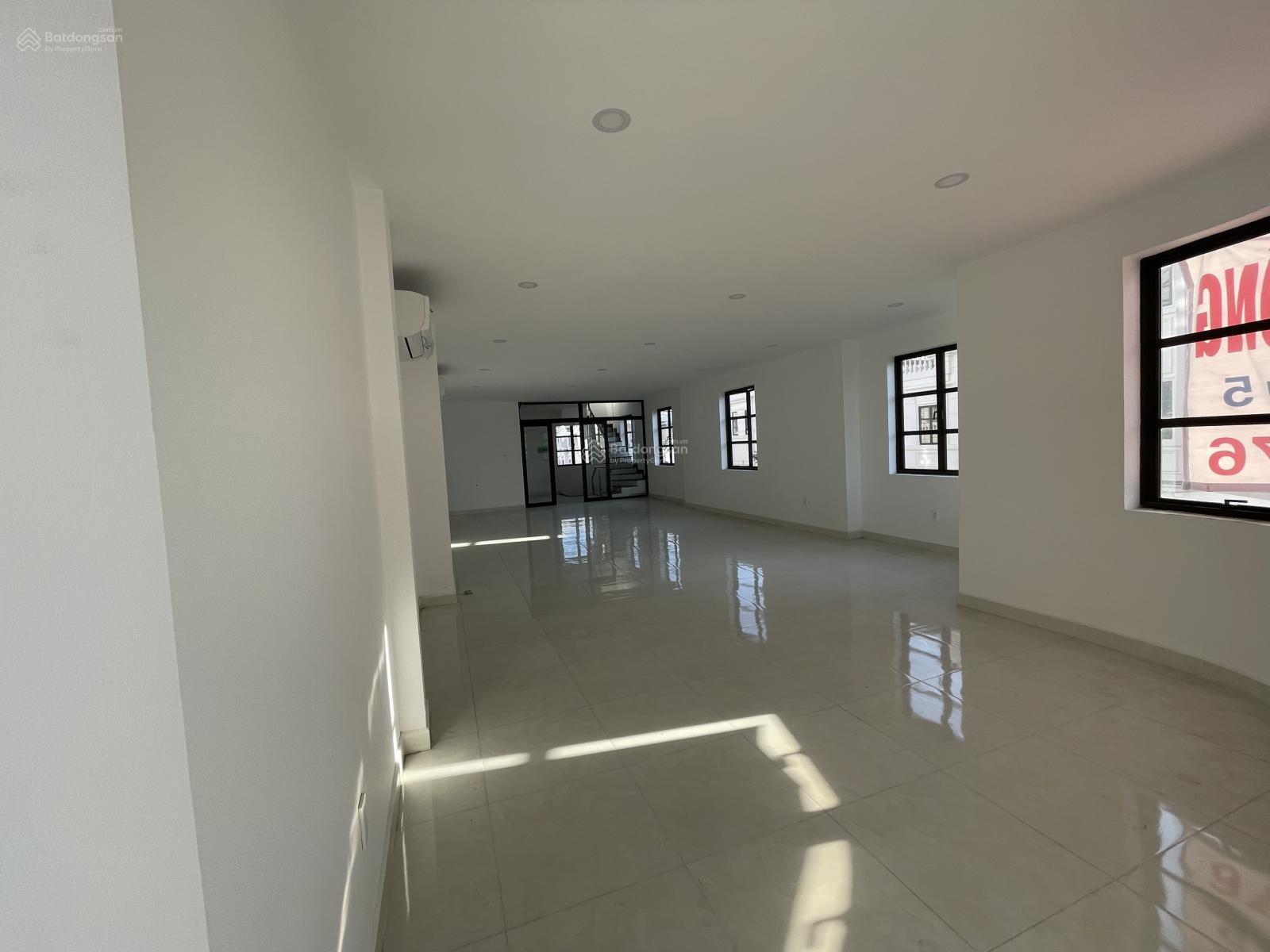 Cho thuê văn phòng Cityland Park Hill P10, Gò Vấp nguyên sàn 100m2 chỉ 10tr/tháng