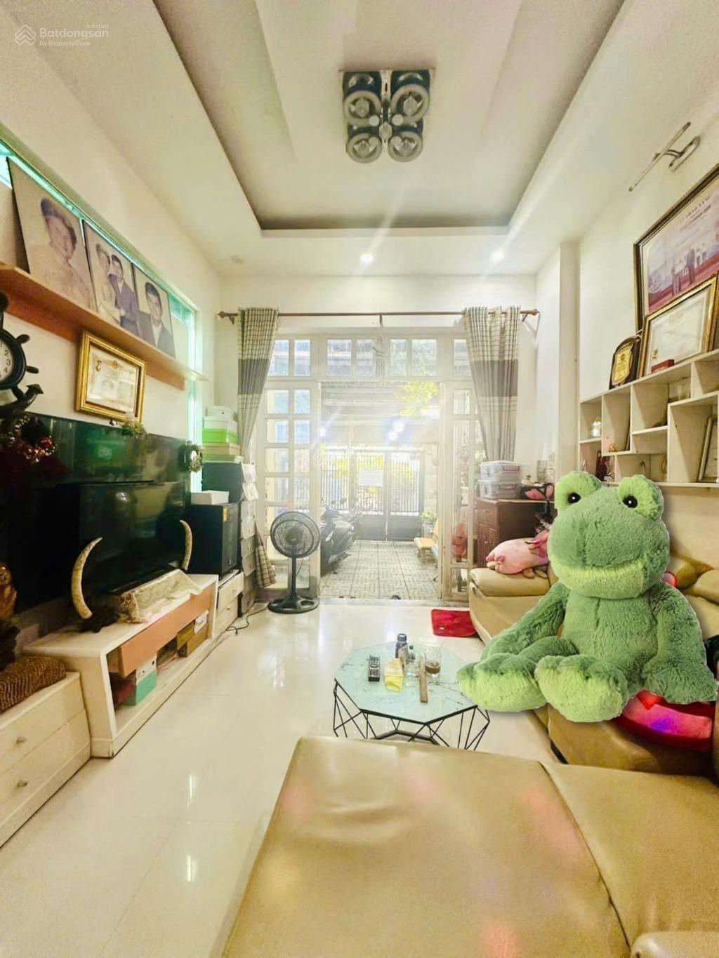 Bán nhà Quận 8, 3 tầng, gần Tạ Quang Bửu, hẻm xe hơi, 5x17, nhỉnh 7 tỷ