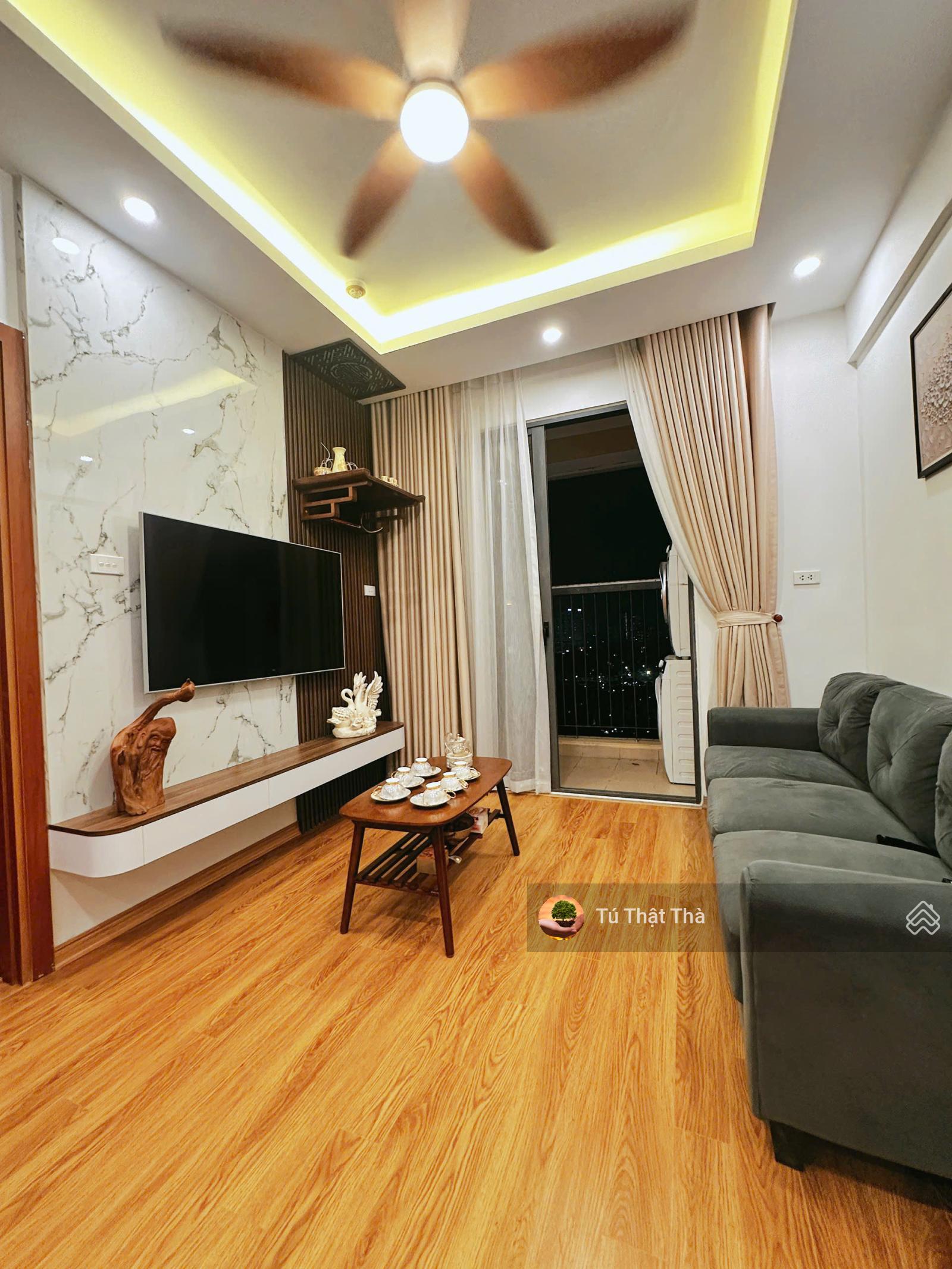 Chính chủ bán căn trục đẹp nhất tòa B CT36 Định Công ban công Đông Nam, full đồ nội thất chỉ việc ở