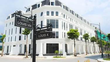 Hiếm! Bán liền kề góc Louis City Hoàng Mai, DT 198m2, 5 tầng giá 51.5 tỷ