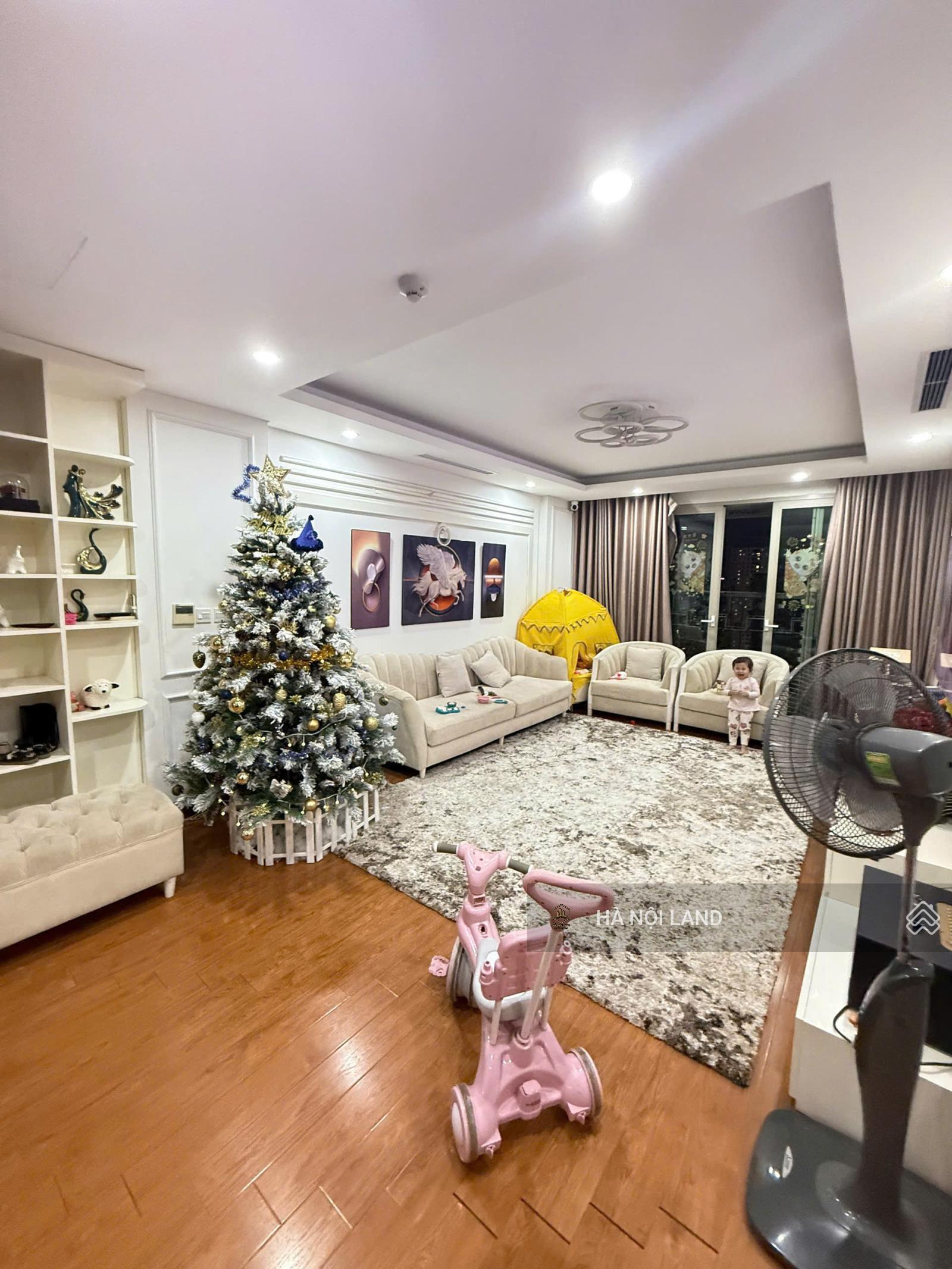 Chuyên cho thuê dự án 34T Hoàng Đạo Thúy 3 phòng ngủ, làm văn phòng hoặc để ở, LH: 0903 296 ***