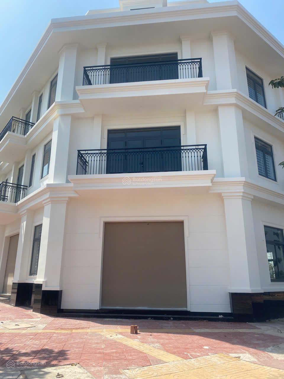 Hàng ngộp Mega City 2, gần C.V, gần đường 25C, giá 12 triệu/m2 kết nối sân bay LT. LH 0966 113 ***