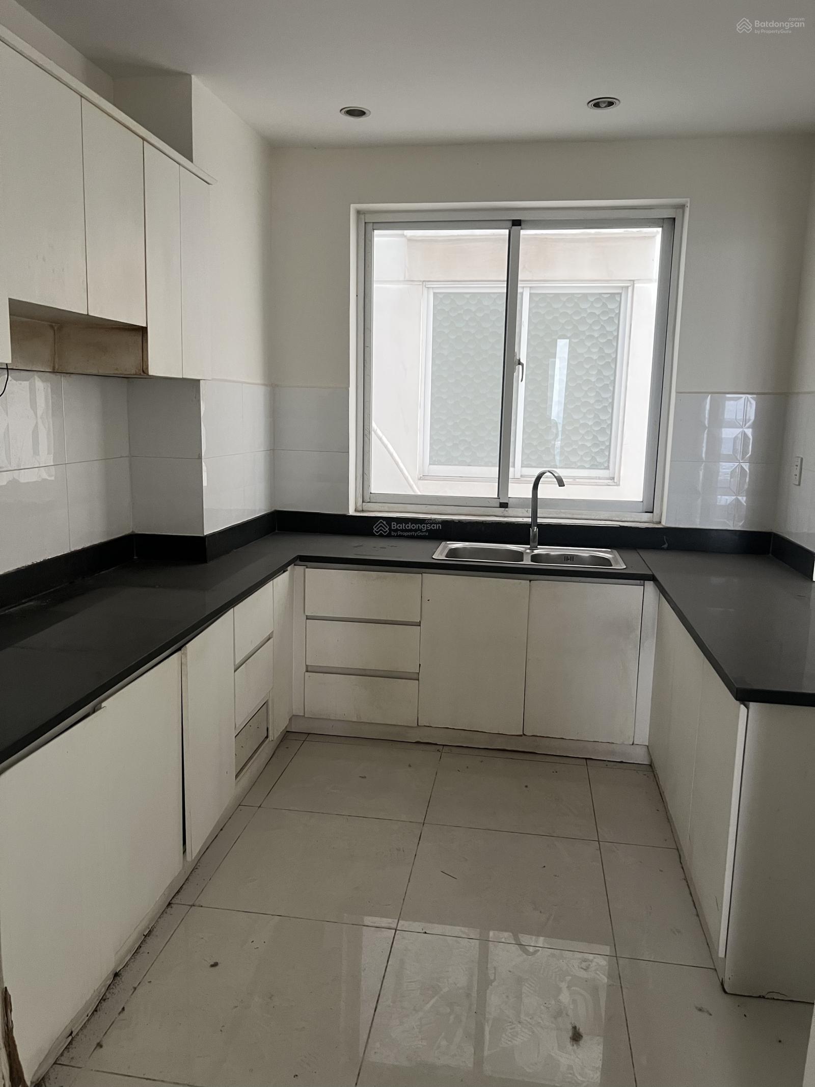 Bán CH Terra Rosa , căn góc 127m 3PN 2WC lầu cao,2 tỷ 700 . Có Sổ hồng. Ưu tiên mua tiền mặt.