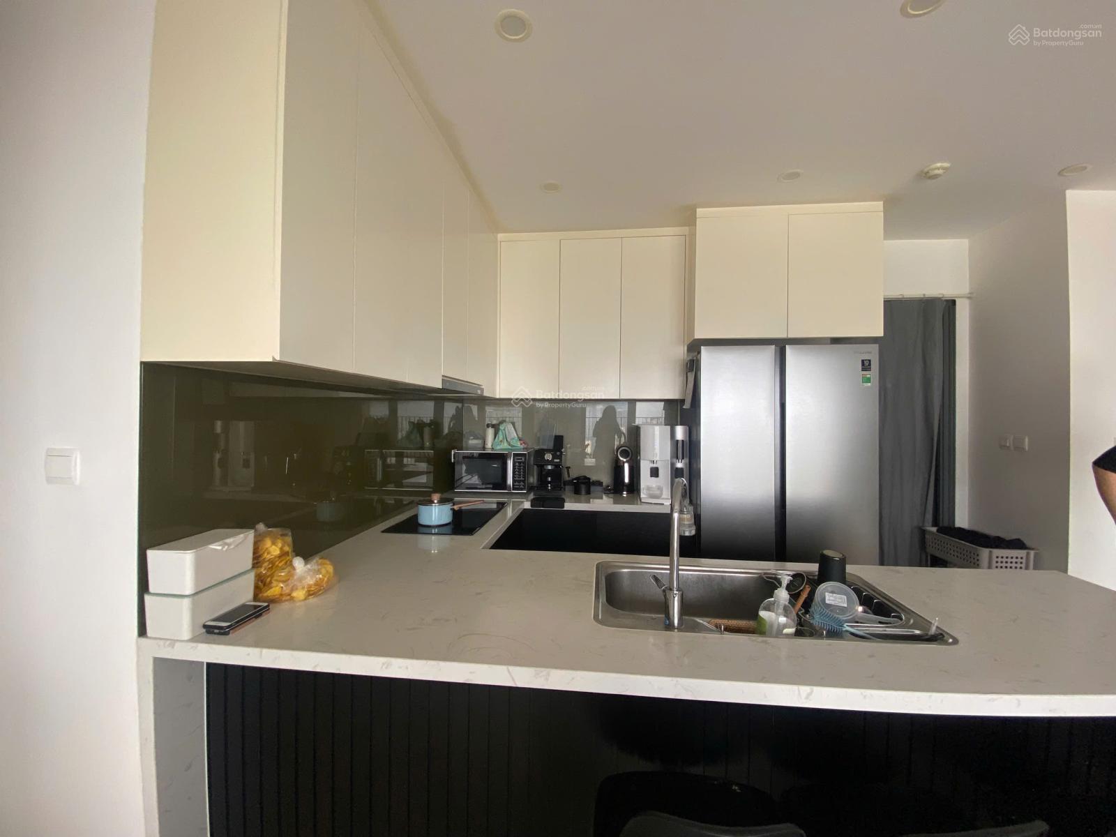 Bán 3 ngủ full đồ đẹp giá 12.8 tỷ ban công Đông Nam D'capitale - Trần Duy Hưng