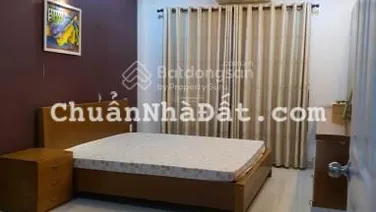 Cần bán gấp nhà phố 100m2, 3 lầu, nhà vị trí đẹp, thoáng sổ hồng giá chỉ 16 tỷ.LH A.Hiền 0937 777 ***