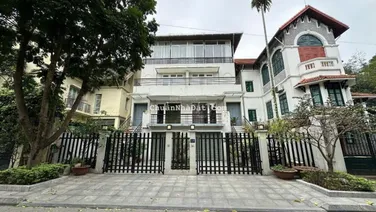 Biệt thự Tây Nam Linh Đàm - mặt tiền quyền lực - gara ô tô - 3 mặt thoáng - vỉa hè