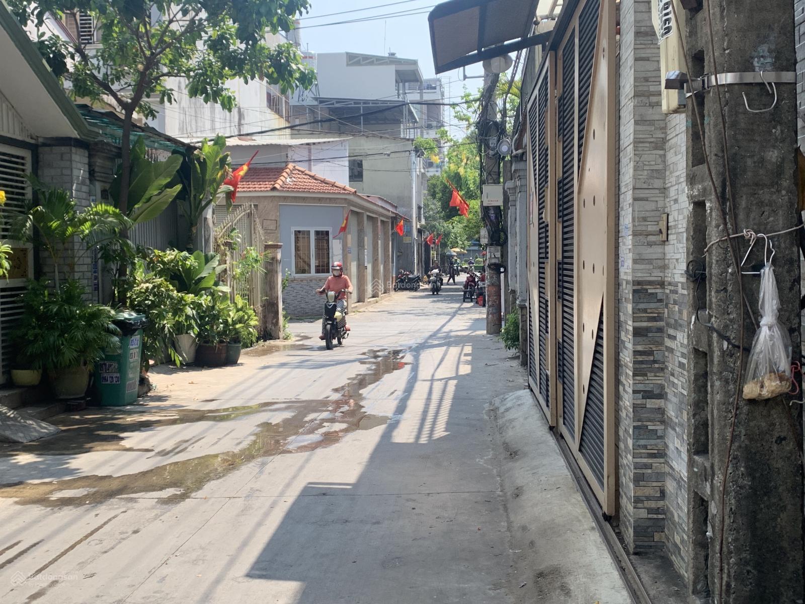 Bán nhà gần Phan Văn Hớn, 5*21m, 5.2tỷ, đường ô tô, Cấp 4, Quận 12 Bán nhà gần Phan Văn Hớn, 5*21m, 5.2tỷ, đường ô tô, Cấp 4, Quận 12