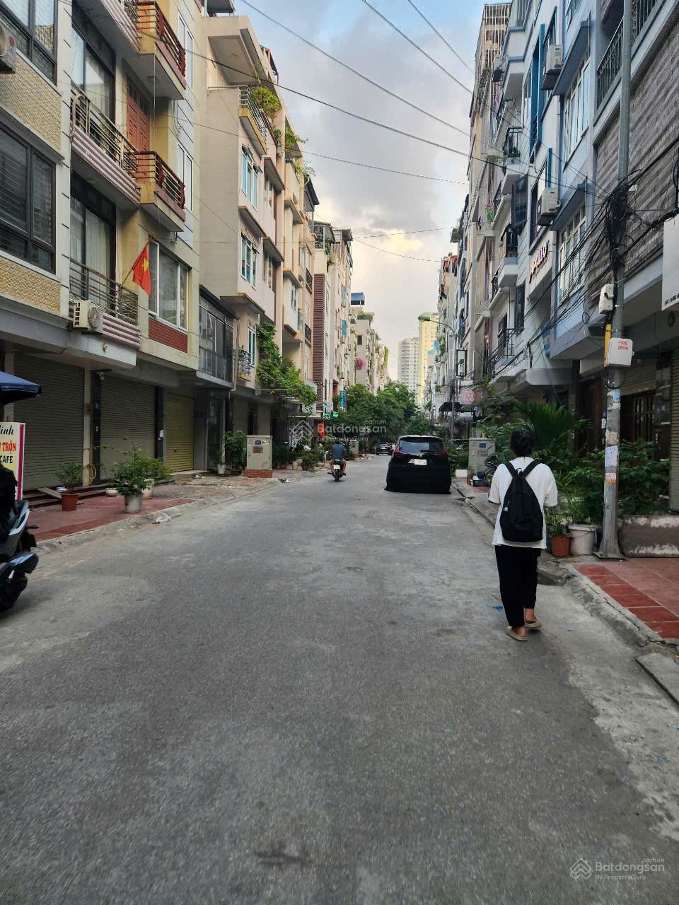 Bán nhà dòng tiền chính chủ Phú Diễn