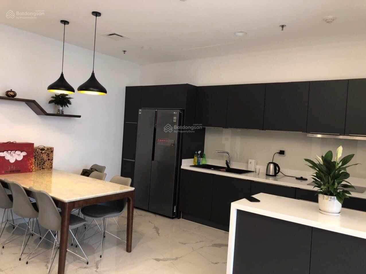 Căn hộ full nội thất cao cấp - 96m2 - 2PN - 2Wc - view Landmark 81