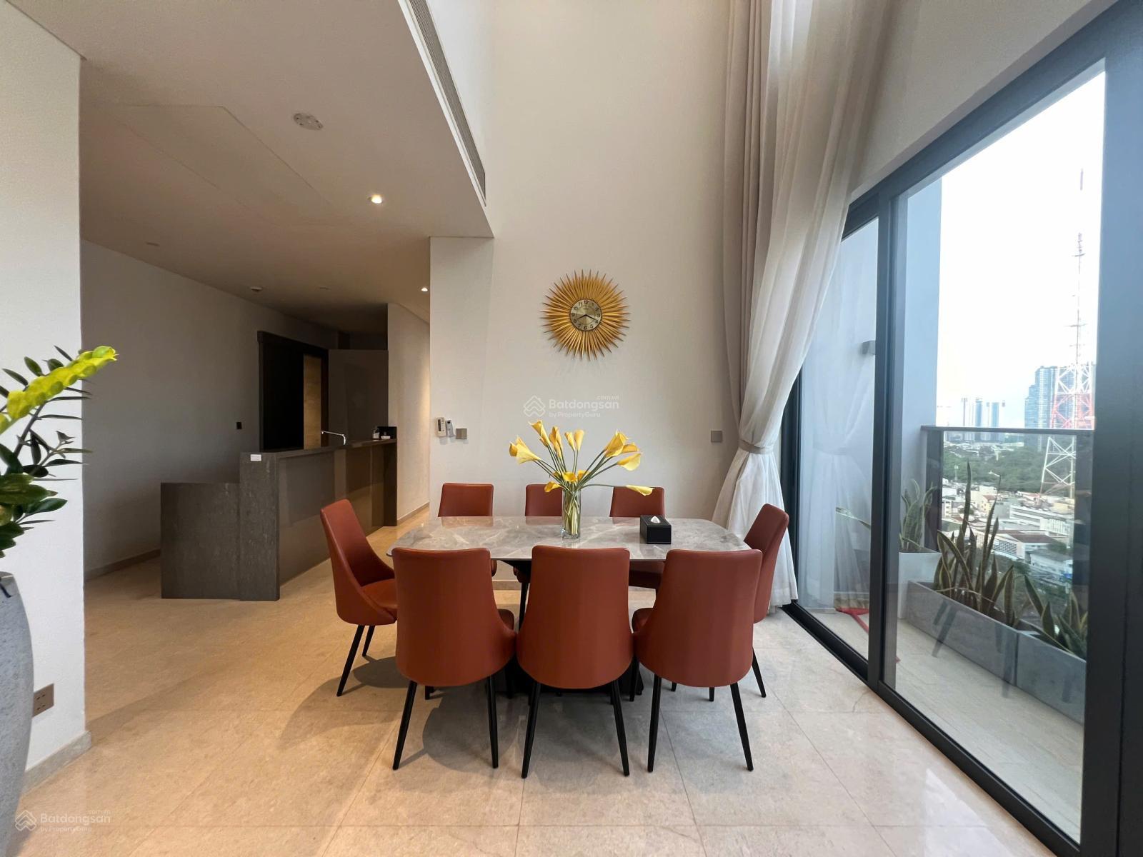 Cho thuê 4 phòng ngủ, thông tầng tại The Marq quận 1, DT 145m2, NT cao cấp, giá 77 triệu /tháng