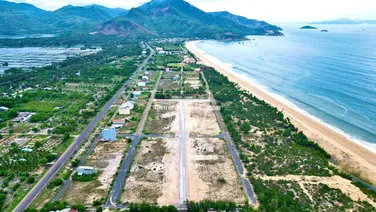 Bán đất biển bãi tắm Xuân Hải, TX Sông Cầu. Sổ Hồng Riêng công chứng ngay với giá chỉ 8.8tr/m2