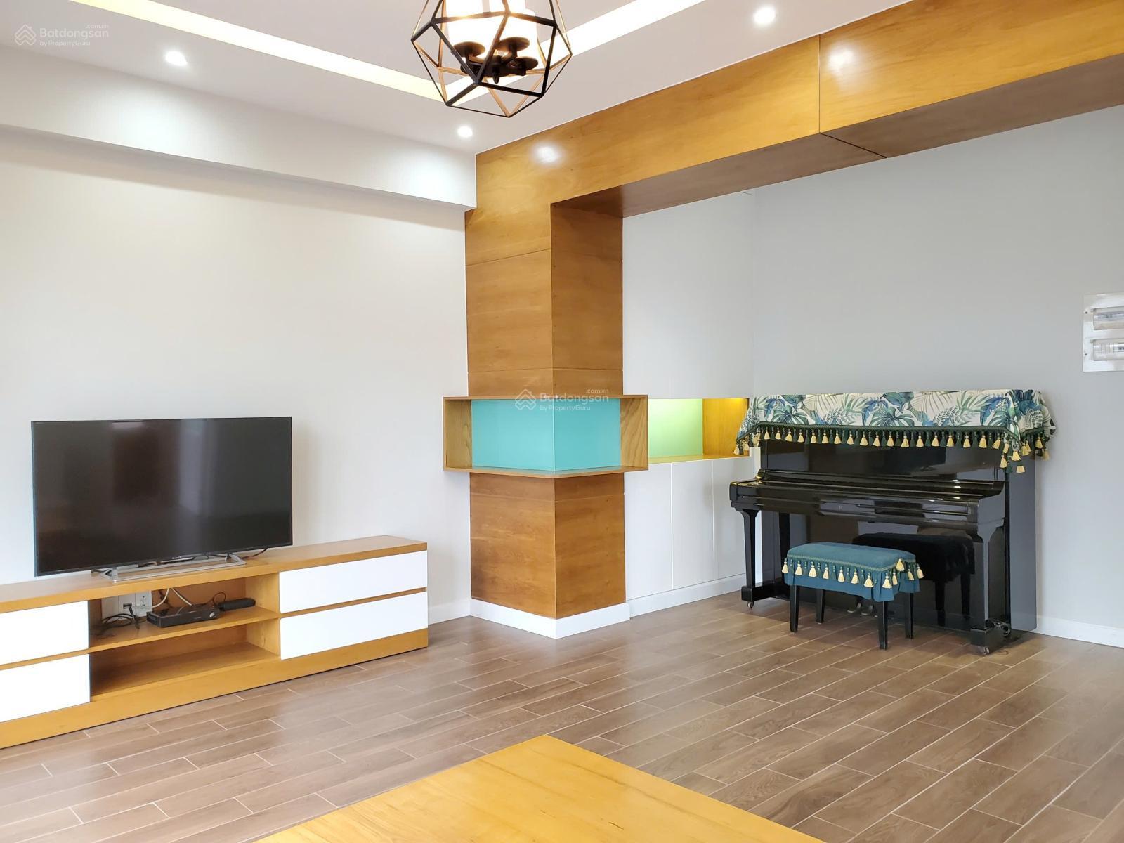 Cho thuê CC Garden Court 1, 4PN, 4WC, 250m2, 78 triệu, Tân Phong, Q7, HCM