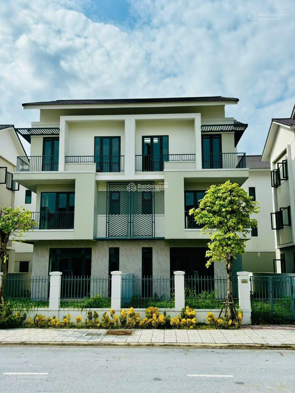 Bán biệt thự áp góc siêu đẹp tại dự án Centa Riverside VSIP giá F0 CĐT, cửa ngõ phía đông thủ đô.
