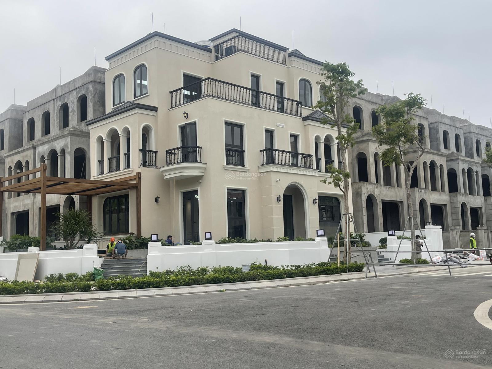 Bán biệt thự kinh doanh Ciputra, trục đường đẹp, kinh doanh tốt, view vườn hoa, cạnh công viên 65ha