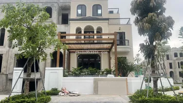 Bán biệt thự kinh doanh Ciputra, trục đường đẹp, kinh doanh tốt, view vườn hoa, cạnh công viên 65ha