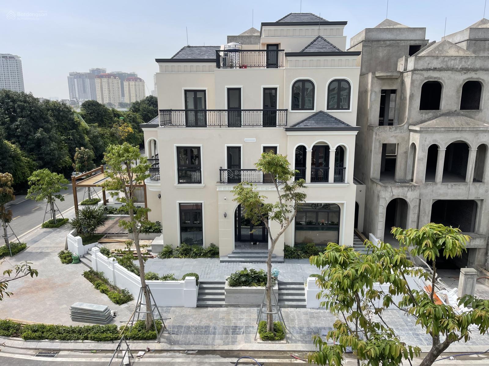 Bán biệt thự kinh doanh Ciputra, trục đường đẹp, kinh doanh tốt, view vườn hoa, cạnh công viên 65ha