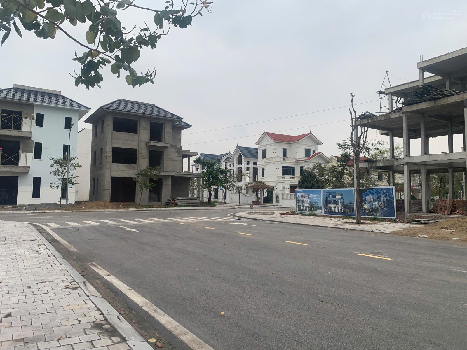 Vì tiến độ phải xây, bán gấp căn nhà vườn 175m2 Đông Nam, giá thấp nhất tại Cửa Lò Beach Villa Vì tiến độ phải xây, bán gấp căn nhà vườn 175m2 Đông Nam, giá thấp nhất tại Cửa Lò Beach Villa