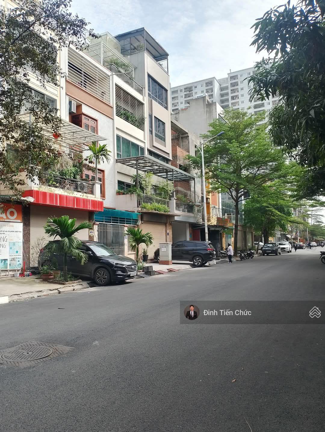 Chính chủ bán gấp LK KĐT Văn Khê, Hà Đông 82.5m2, mặt tiền 5m, 4.5tầng, kinh doanh đắc địa, giá tốt