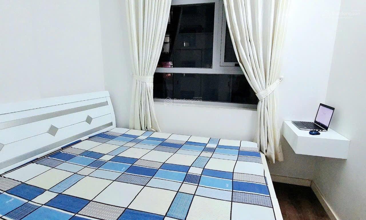 Cần cho thuê căn hô Luxcity Quận 7, 73m2, 2PN, 2WC. Gía siêu rẻ