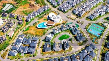 Chính chủ cần bán căn biệt thự 307m2 căn góc 2 mặt tiền 18m view cluphouse khu C - giá tốt