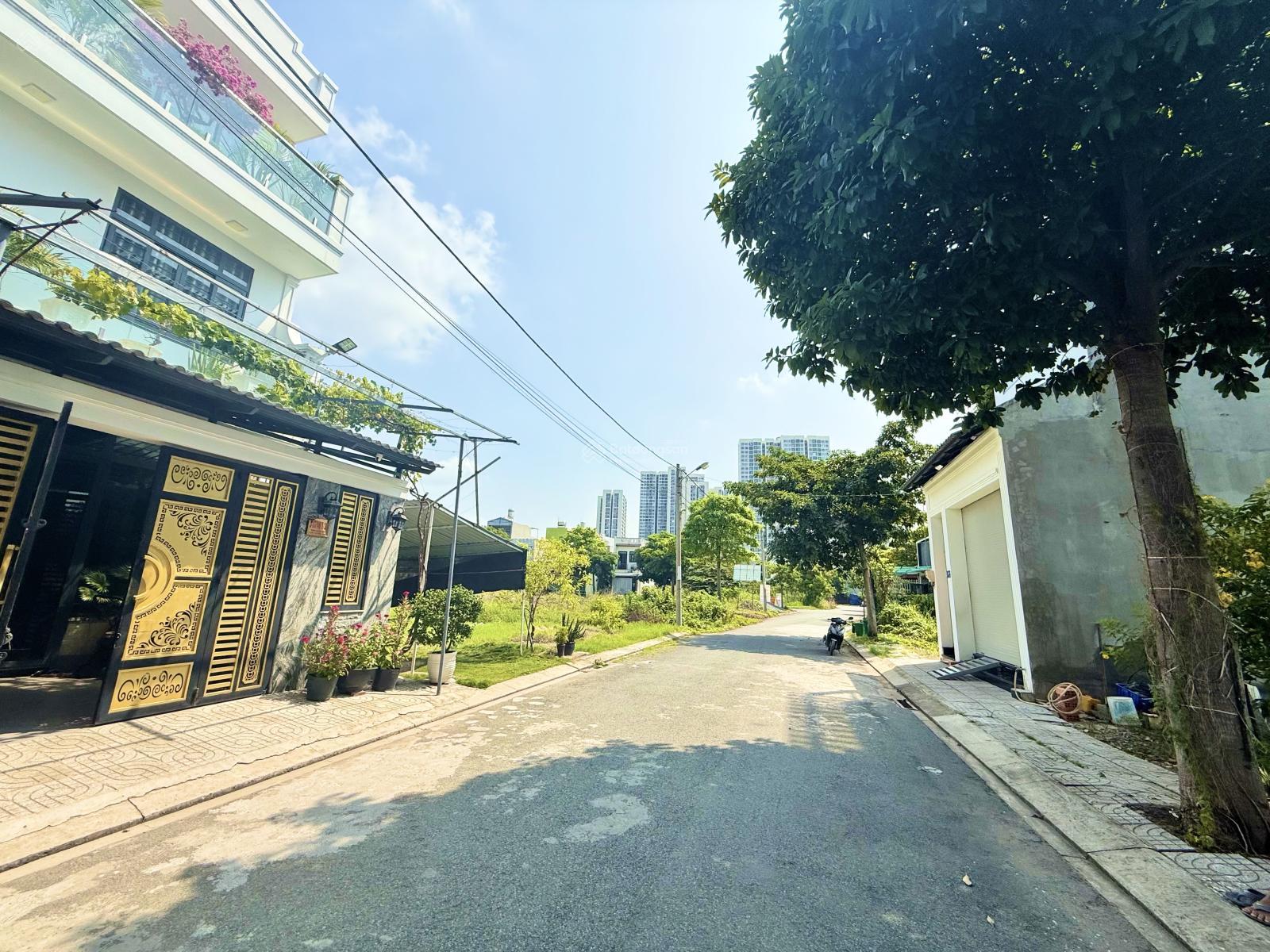 Em chuyên đất Nguyễn Xiển 545 Châu Long, đối diện Vin có nhiều lô 51m - 81m2 giá chính chủ hợp lý Em chuyên đất Nguyễn Xiển 545 Châu Long, đối diện Vin có nhiều lô 51m - 81m2 giá chính chủ hợp lý