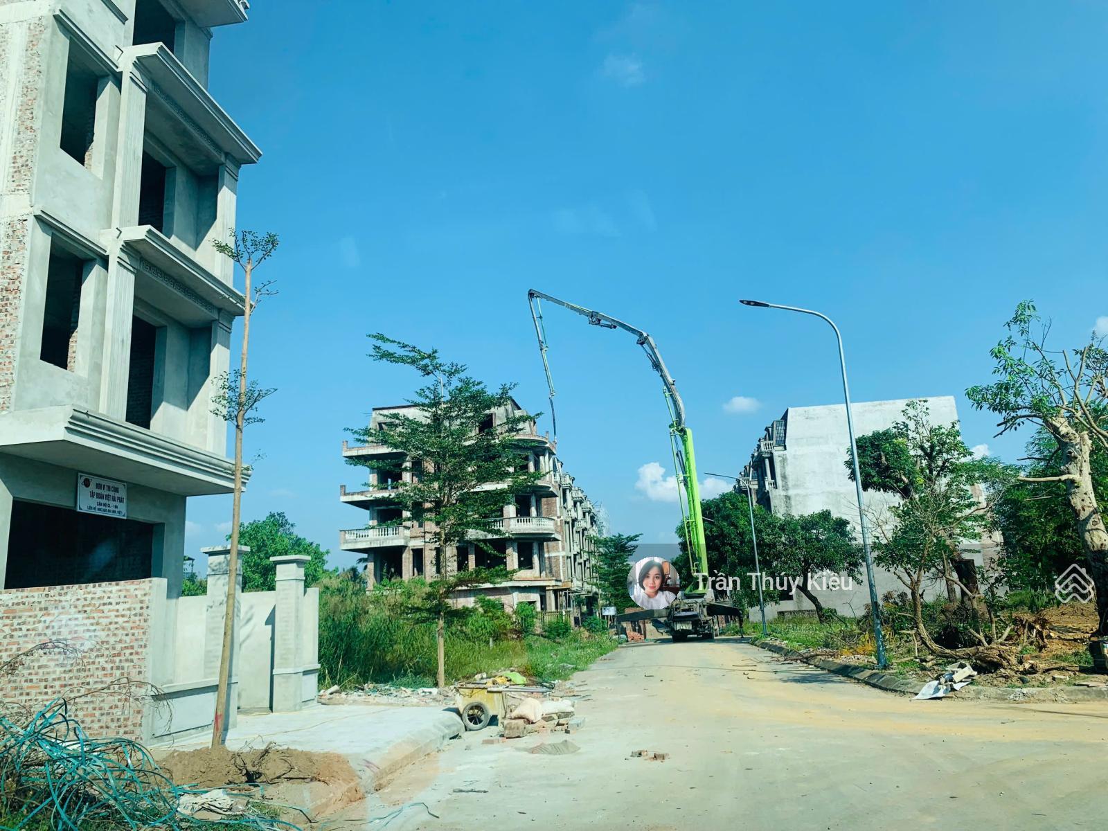 Tôi cần bán nhanh căn nhà liền kề 100m2 xây dựng 5 tầng tại DA Thiên Mã, gần hồ Đồng Mô hướng đẹp