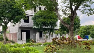 Tôi cần bán nhanh căn nhà liền kề 100m2 xây dựng 5 tầng tại DA Thiên Mã, gần hồ Đồng Mô hướng đẹp