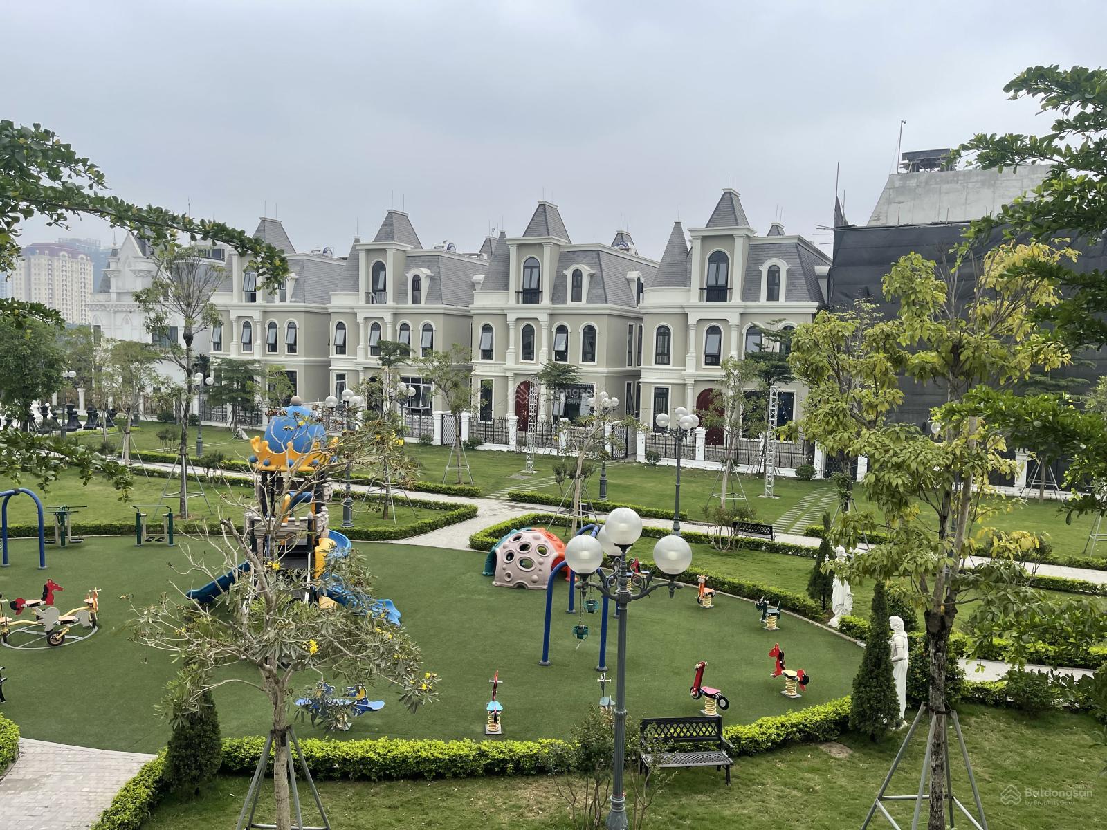 Bán biệt thự Kita Ciputra view vườn hoa cực kỳ đẹp, gần công viên 65ha, Hồ Tây, sông Hồng, Lotte